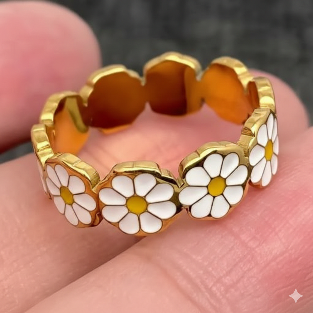 Gold Daisy Flower Eternity Ring