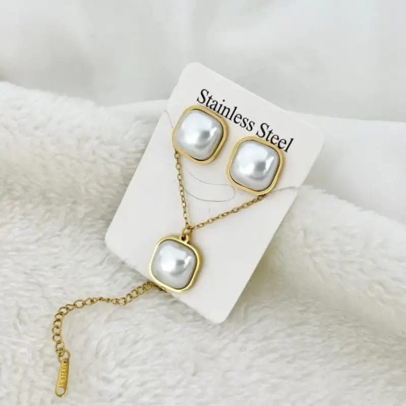 Pearls Stone White Golden Locket Set waterproof tarnish free - Crazy Women