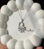 Silver Flower & Heart Pendant Charming Necklace – Elegant & Timeless Jewelry