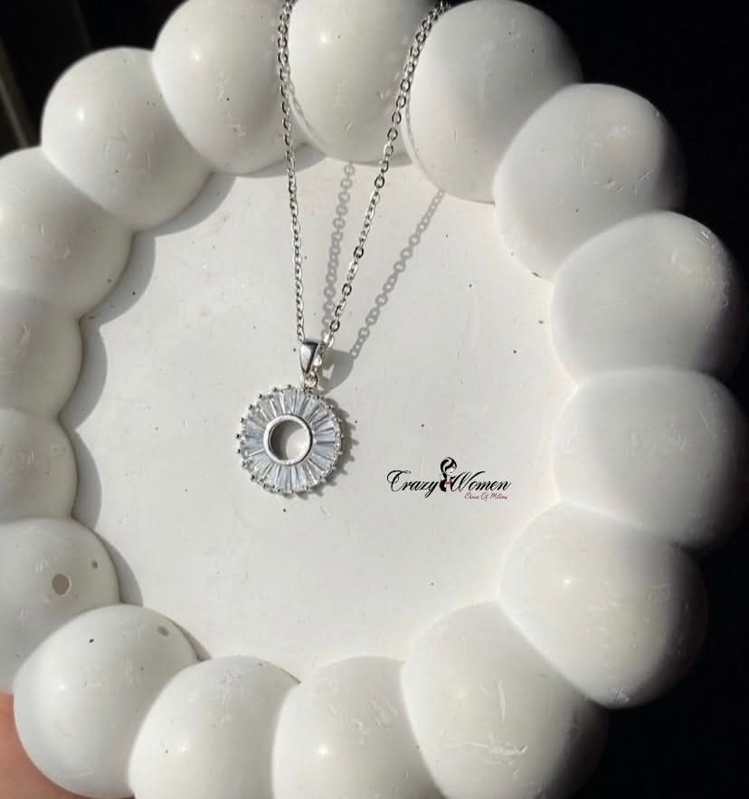 Stainless Circle Shaped Necklace – Elegant & Timeless Jewelry - Crazy Women