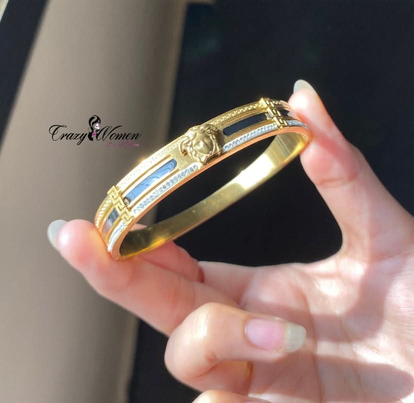 Versace-Inspired Gold Bangle – Stainless Steel Luxury Bracelet