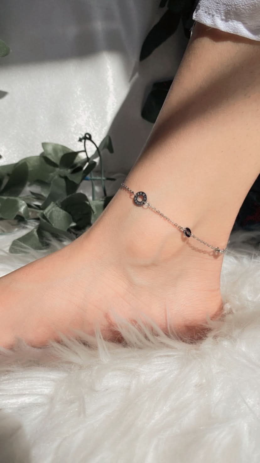 Classic Silver Anklet – Minimalist & Stylish Foot Jewelry - Crazy Women