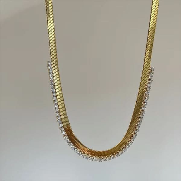 18k Plated Snake Chain Zircon Necklace – Luxury Jewelry for Women