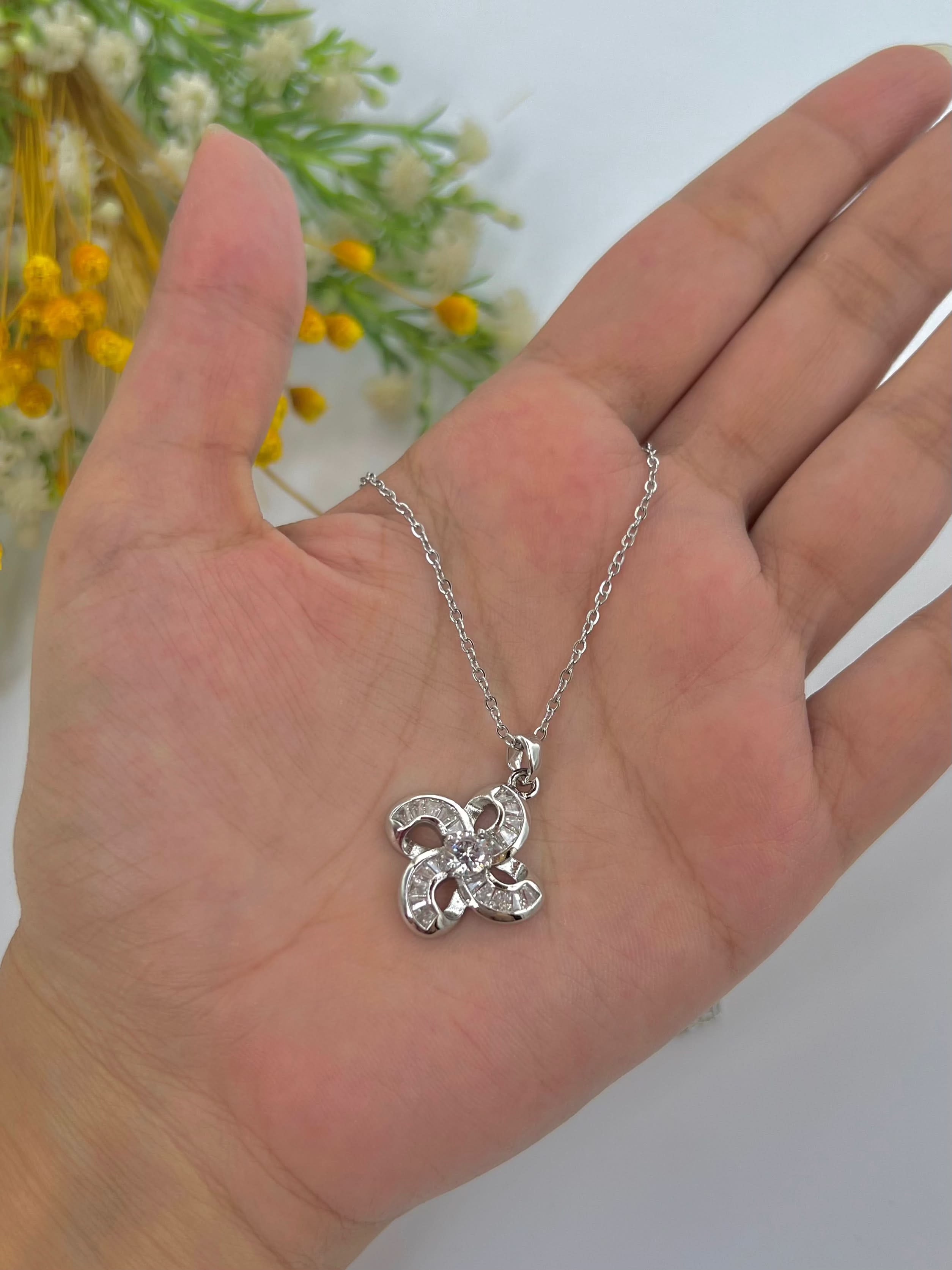 Zircon Clover silver Necklace - Crazy Women