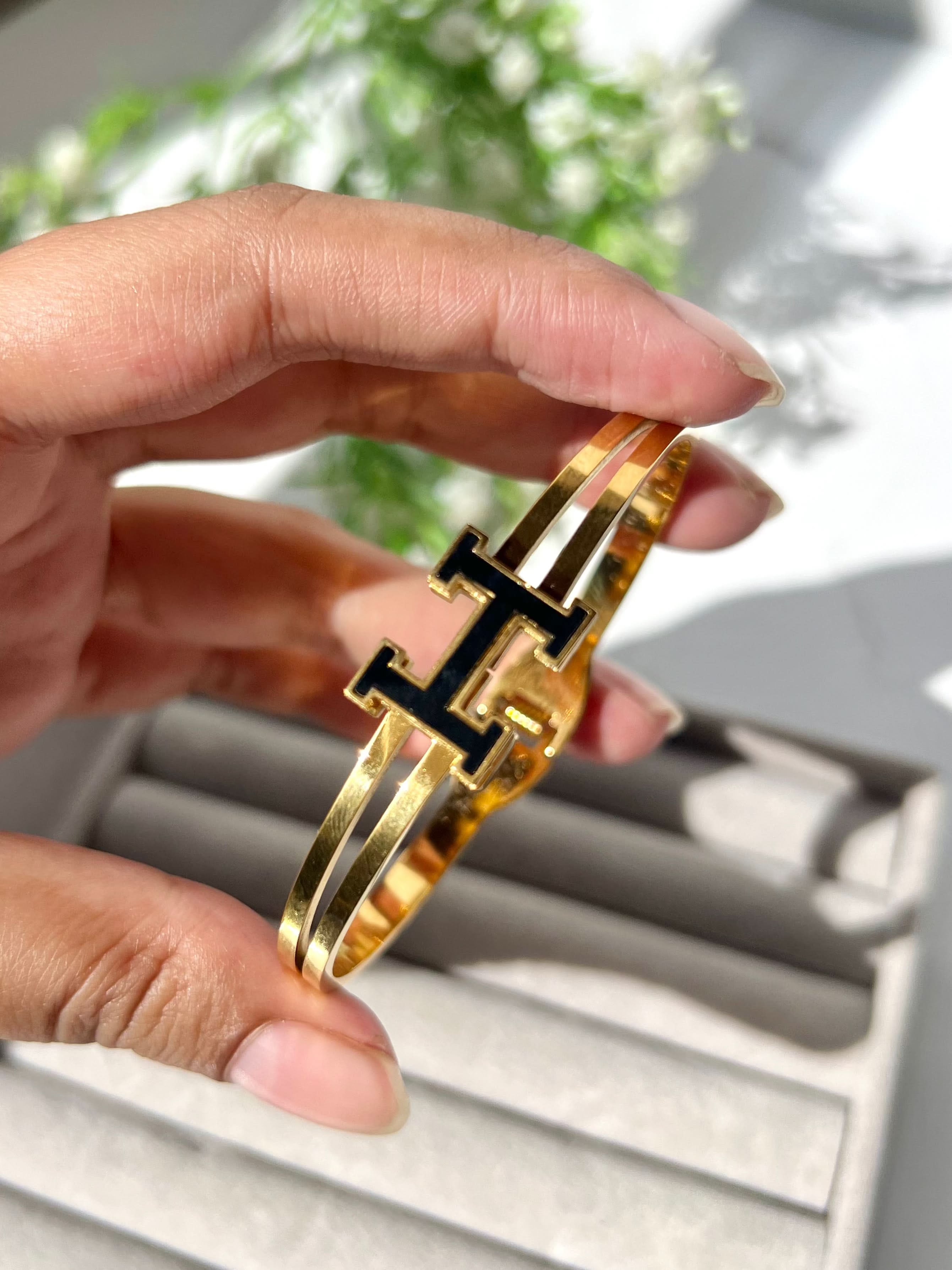 Stainless steel H Bracelet- 3243558 - Crazy Women