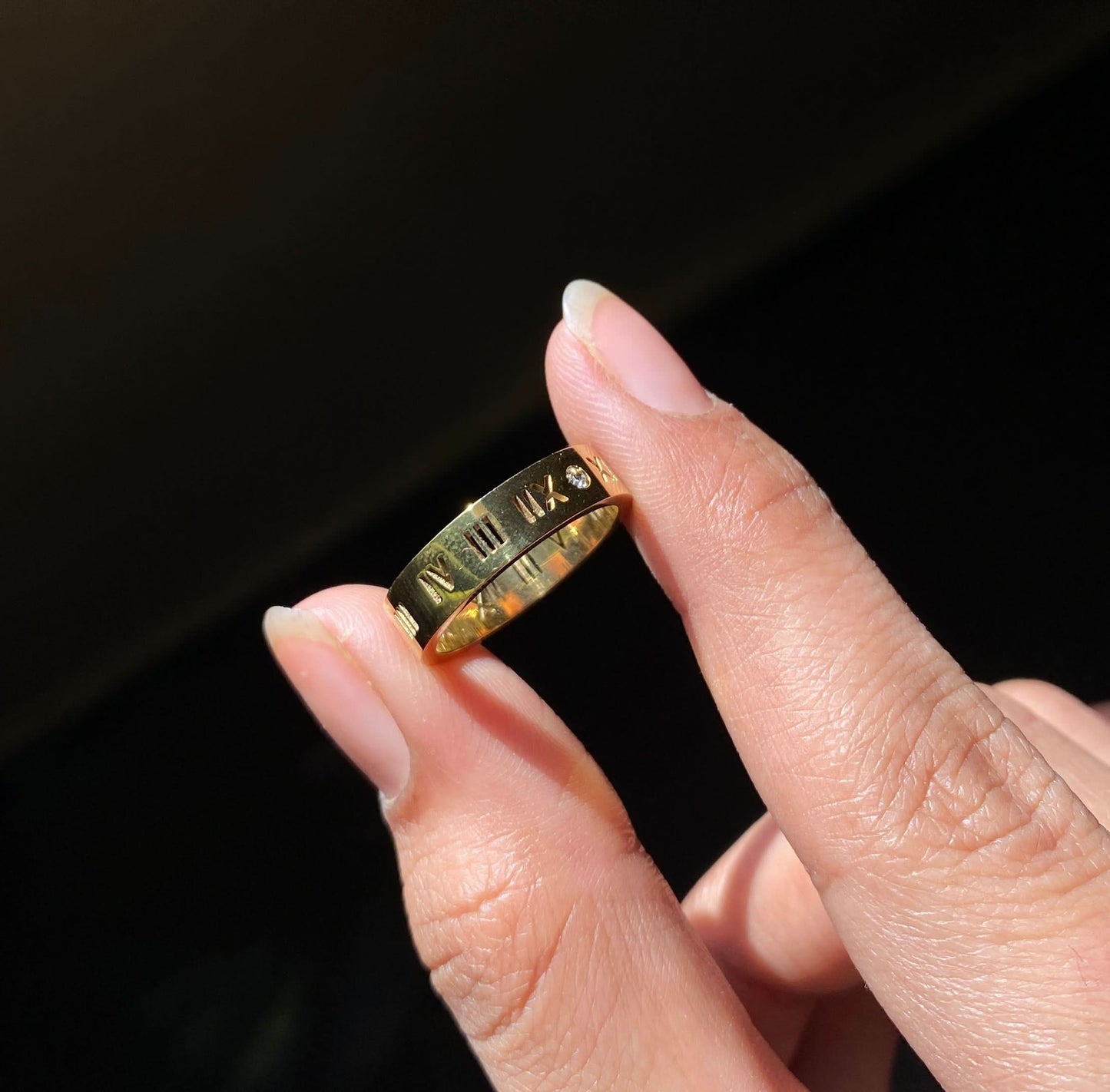 Roman Legacy Ring – Timeless Roman-Inspired Design