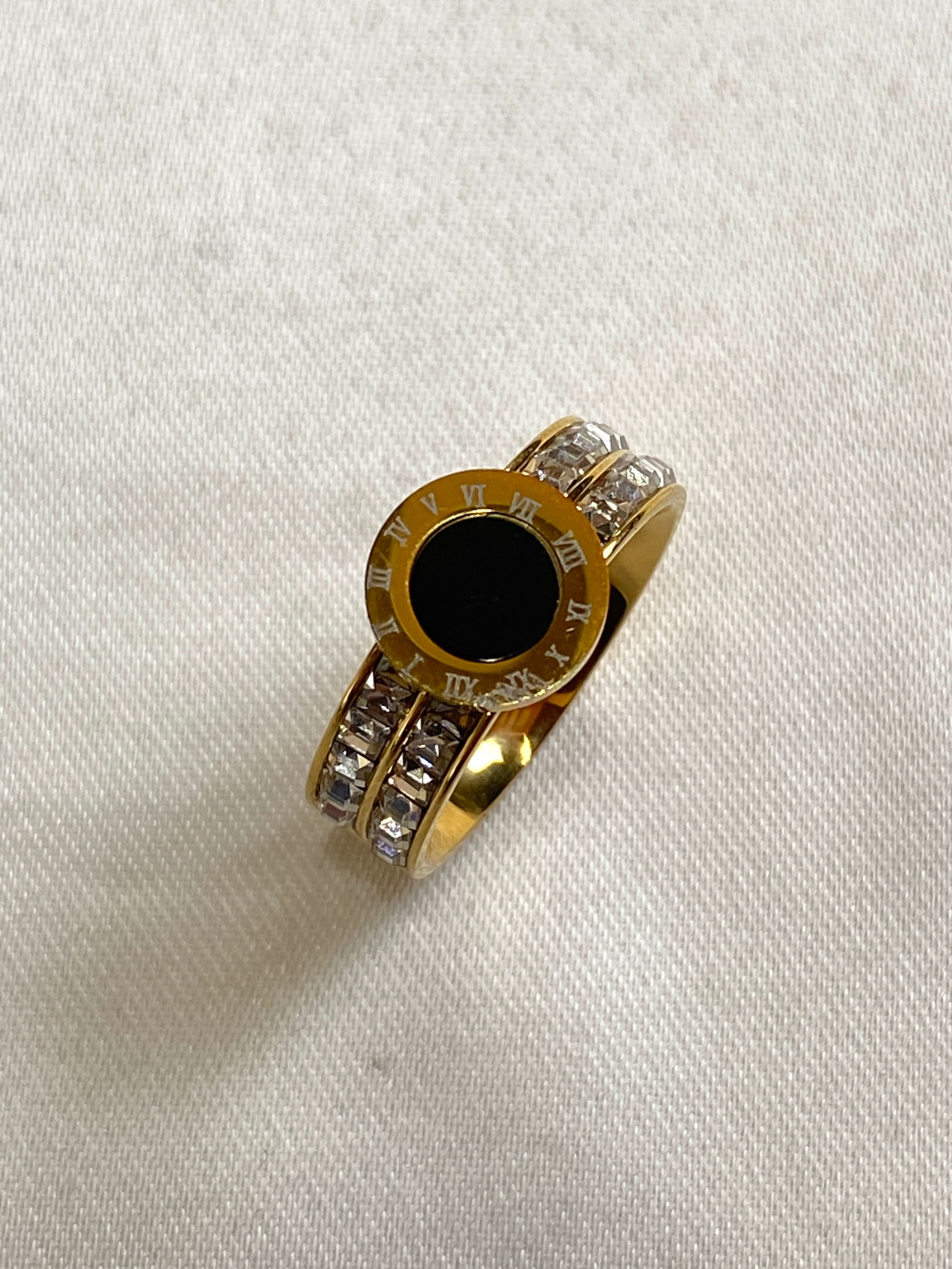 Roman Noir Circle Ring – Elegant Black Center with Roman Border Design - Crazy Women