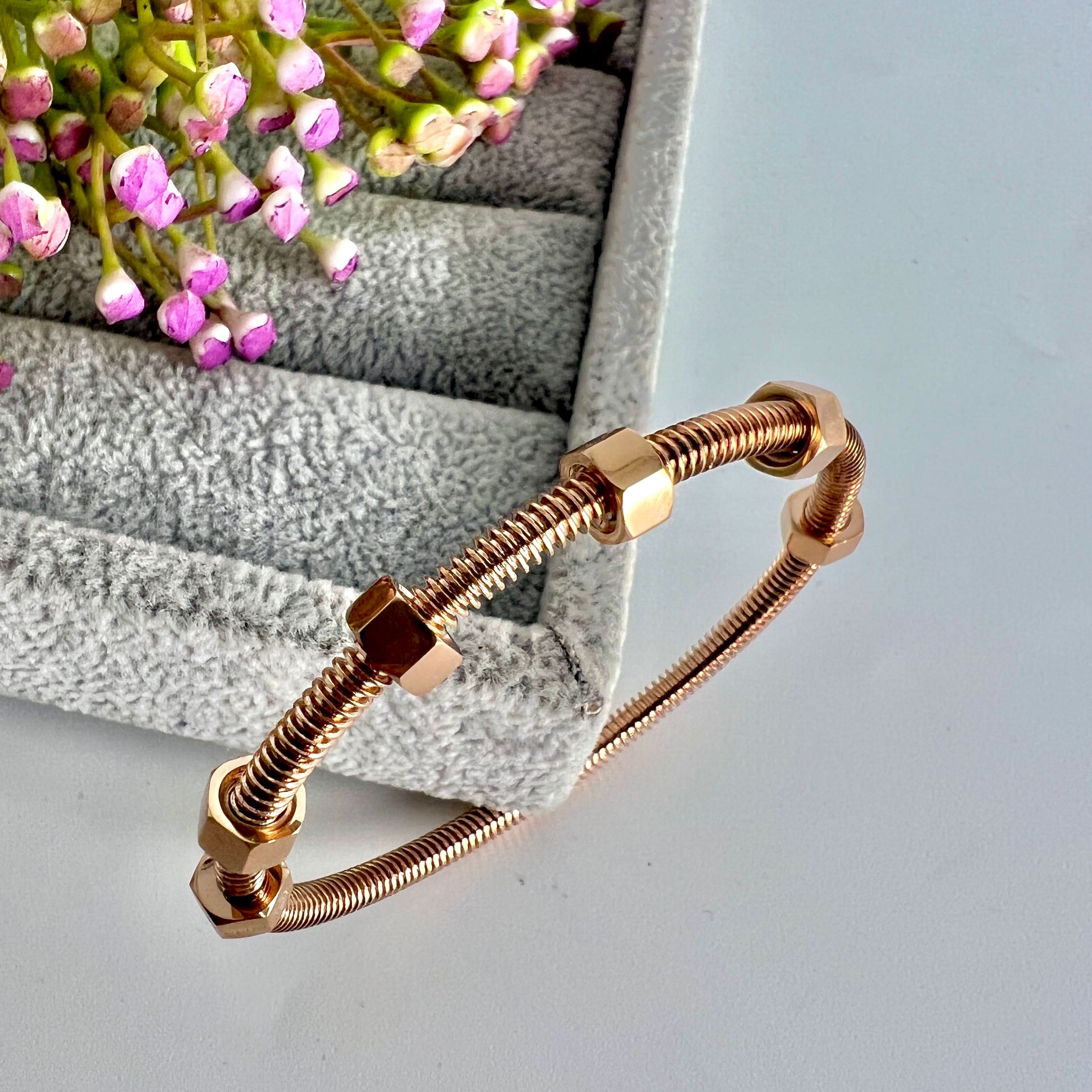 Stainless Golden Bangle | Jewelry Store | Jewelry Shop - Crazy Women