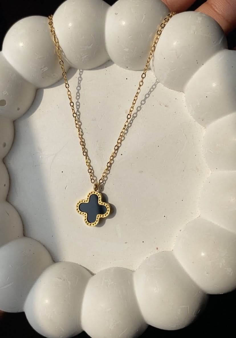 VanCleef 2-Sided Black & White Necklace – Luxury Necklaces for Women - Crazy Women