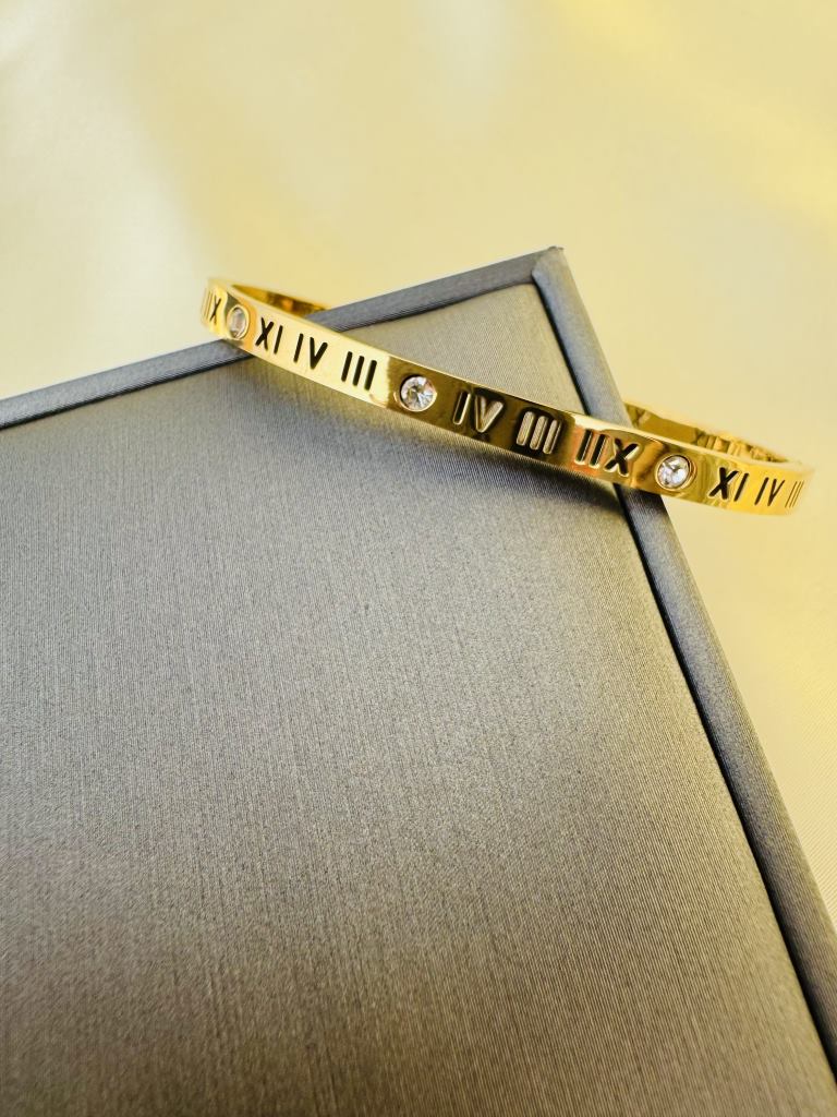 Golden Roman Stainless Steel Bangle – Elegant & Timeless Luxury Bracelet for Women
