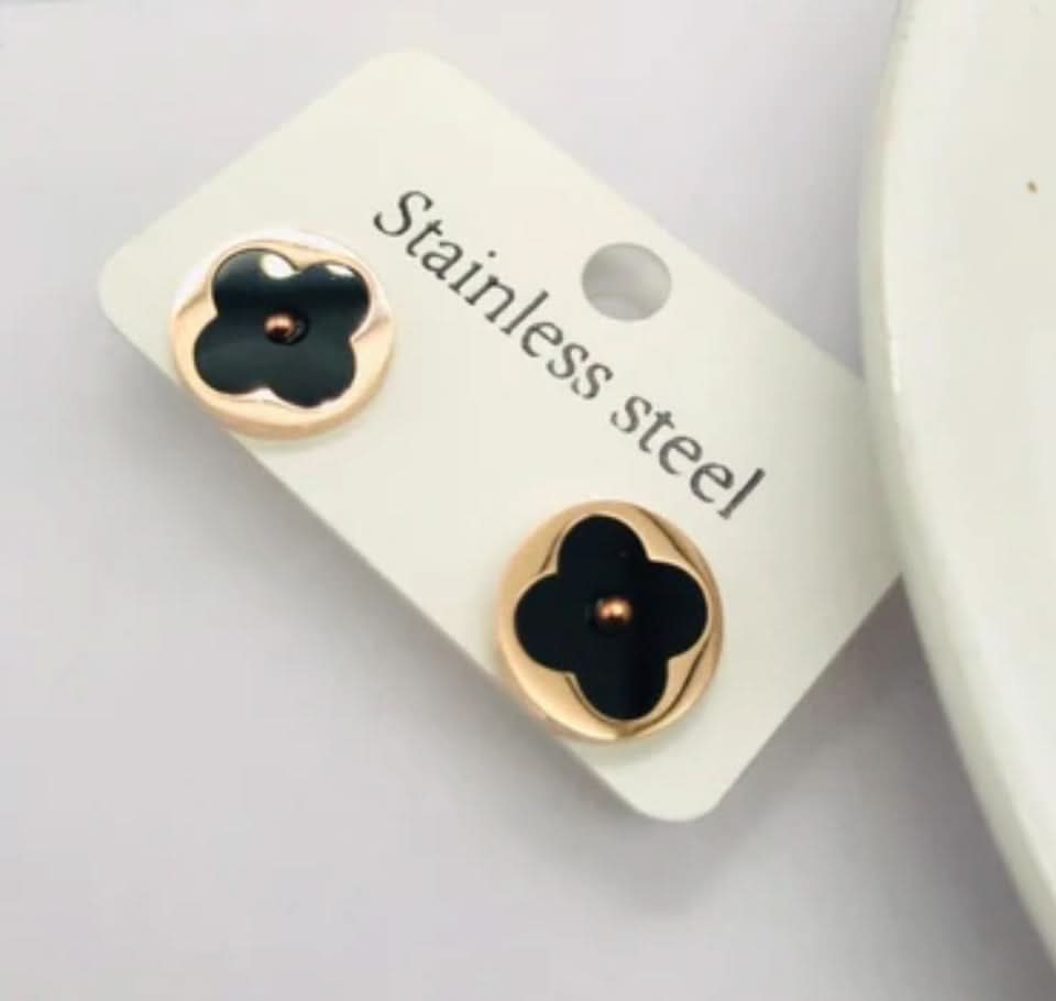 earrings for girls | Fourleaf Circle Clover Earrings Black | Jewelry Online | Jewelry Store - Crazy Women