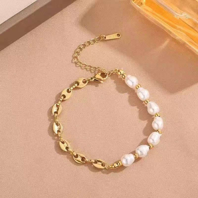 Elegant Baroque Pearl & Gold Coffee Bean Link Bracelet – Modern Statement Jewelry