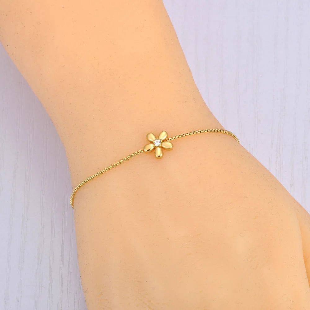 Dainty Gold Flower Charm Bracelet
