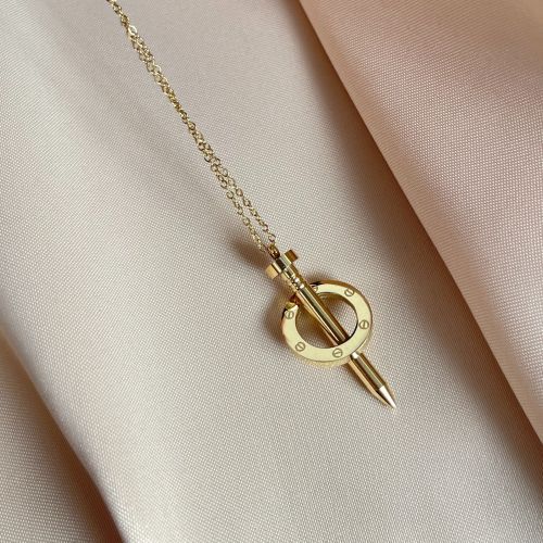 Nail Circle Pendant Necklace