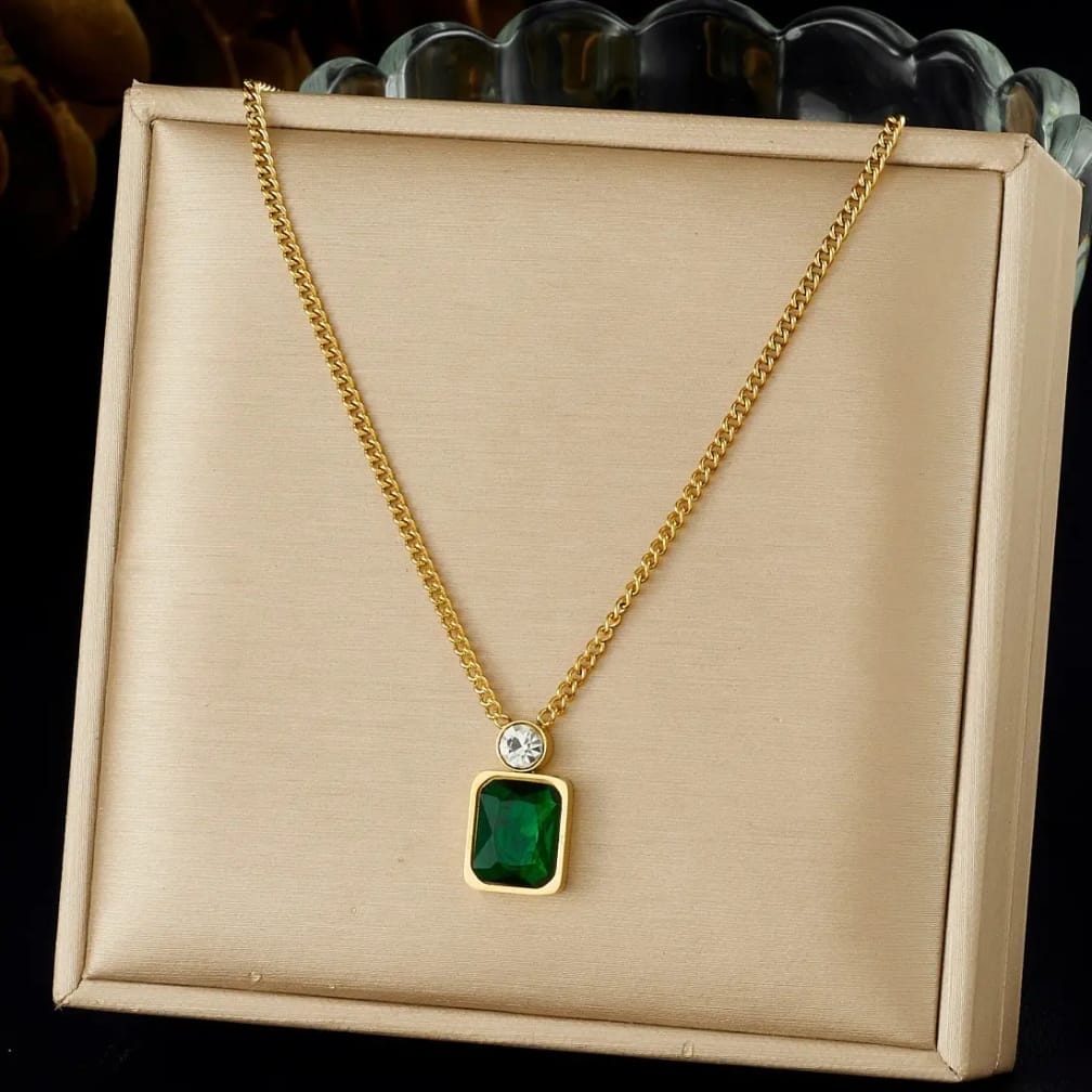 Royal Emerald Cut Green Zircon Necklace