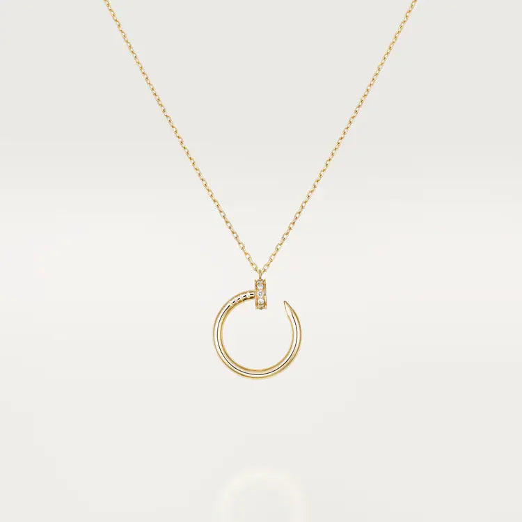 Elegant Gold Circle Pendant Necklace with Sparkling Stones - Crazy Women
