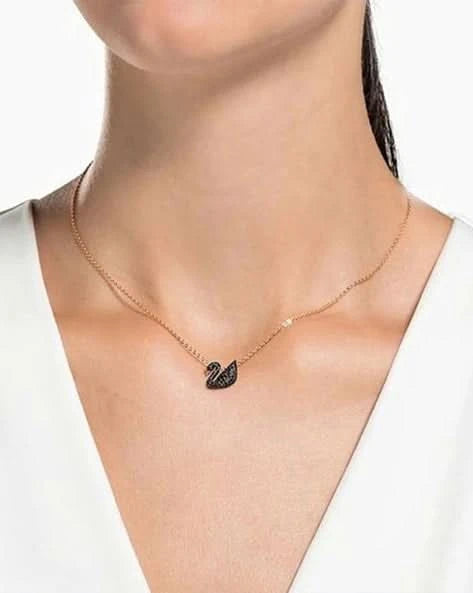 Korean Swan Necklace – Elegant Necklace for Women in Pakistan