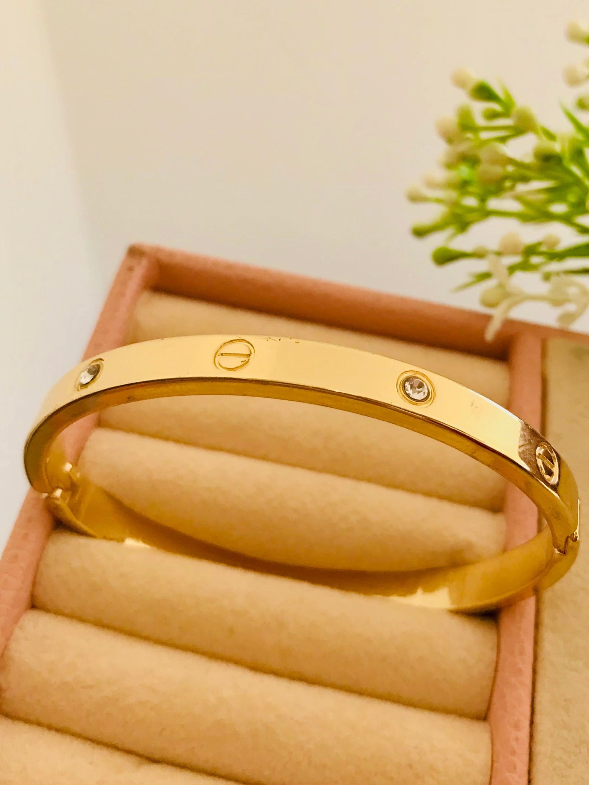 Cartier Gold Stone Bangle – Luxurious and Timeless Bracelet for Women