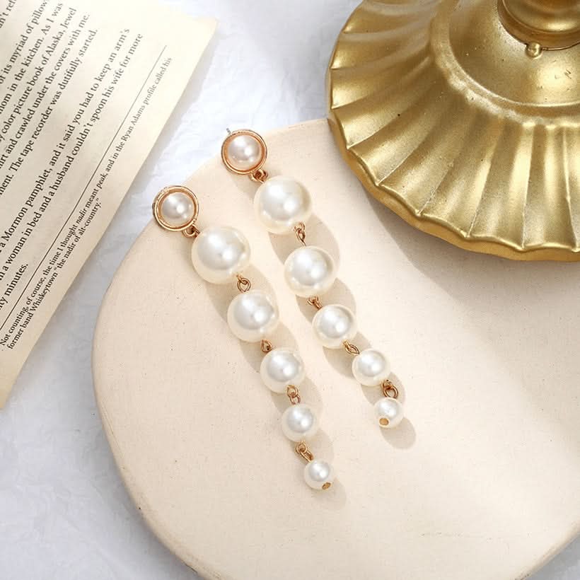 Elegant Pearl Earrings - Timeless Jewelry for Girls