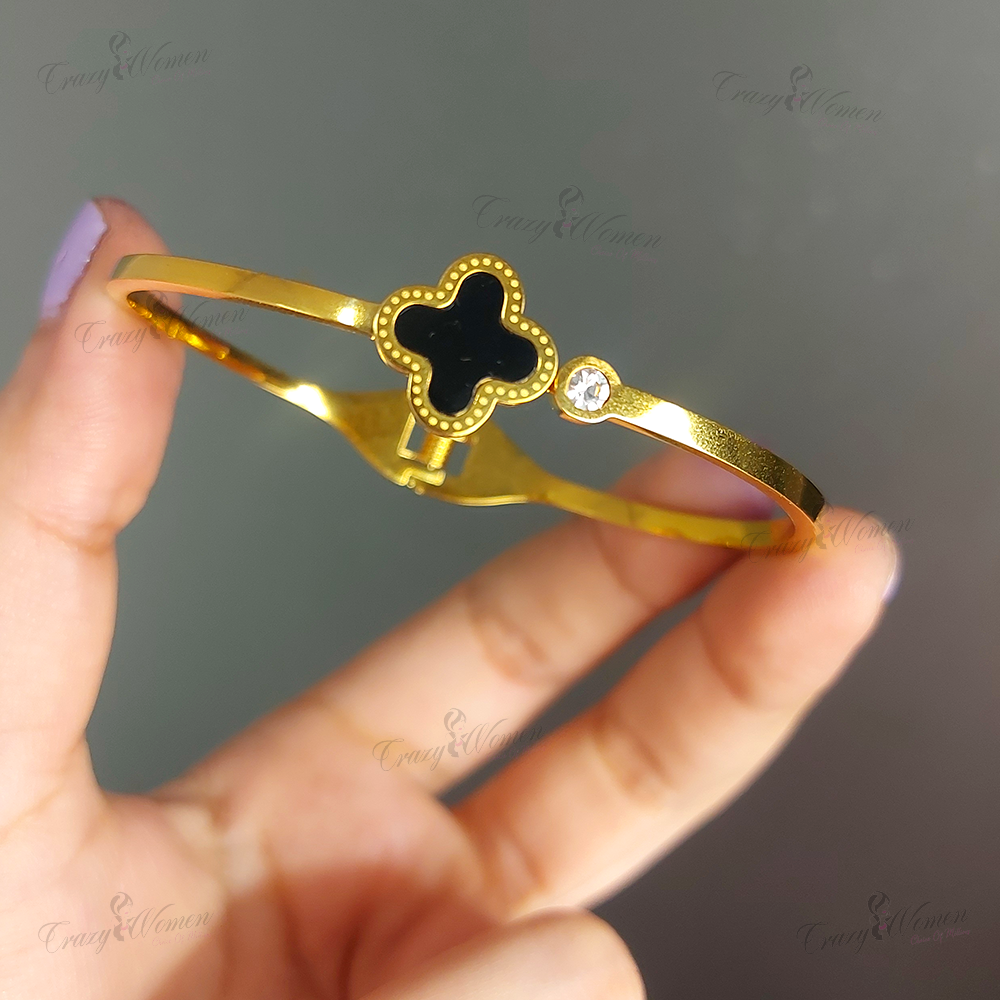 Single Vancleef Gold Bangle | Jewelry Store | Jewelry Shop